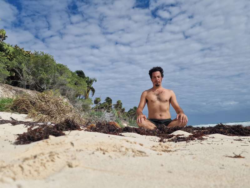 kaki mudra pranayama